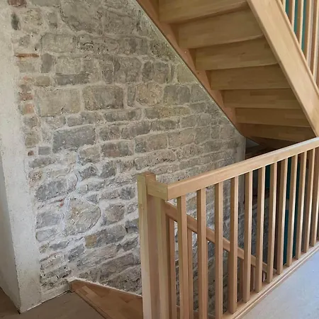 Nyaraló In An Authentic Water Mill Condamine (Ain)